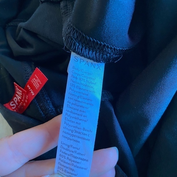 SPANX Women’s Faux Leather Leggings Black Size M Loungewear Activewear Active - Picture 8 of 11